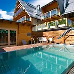 Zakolove Pod Skocznia - Sauna , Jaccuzi , Piekny Taras